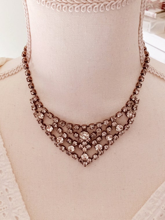 Beautiful Prong-Set Vintage Rhinestone Necklace