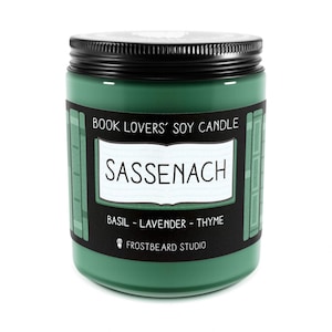 Sassenach︱Book Lover Candle︱Book Candle Scent︱Book Inspired Candle︱Literary Candle︱Soy Candle︱Scented Candle︱Frostbeard Studio