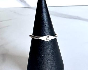 Sterling Silver Signet Initial Ring, Engraved, Personalize Ring, Nickel-Free, Gift for her, Hammered Band