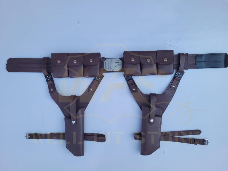 Cintura in pelle fatta a mano con fondine e astucci per cosplay mandaloriani immagine 4
