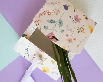 Floral Print Cardboard Gift Box with Bow (5.91x5.91x2.76)
