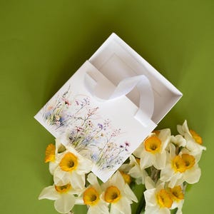 1000psc Floral Print Boxes with Atlas Handles, Packaging for Business, Boxes for Clients, Boxes for Customers, Packaging  for Lingerie