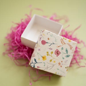 Caja de regalo decorativa con tapa, caja de cartón con estampado floral, caja de regalo con estampado floral para ocasiones especiales: bodas, fiestas o cumpleaños