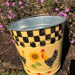 Sunflower Chicken Farm Bucket