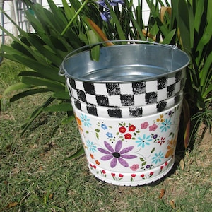 Flower Bucket image 1