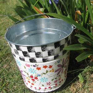 Flower Bucket image 5