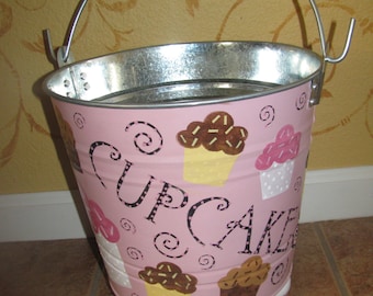 Cupcake Bucket / Storage basket