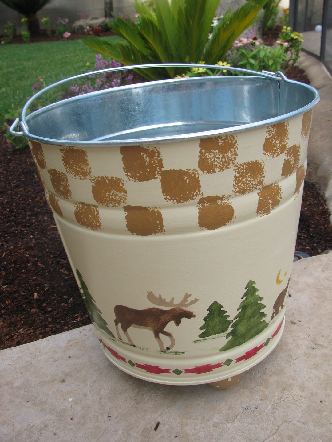 Cabin Design Bucket - Etsy