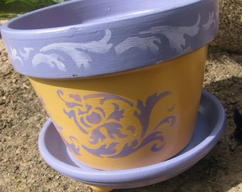 Flower Pot ... Purple & Golden