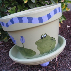 Frog Flower Pot image 1