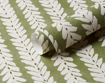 Woodperry Wide Wallpaper (Packaged in 10 yd rolls) (other colors available)