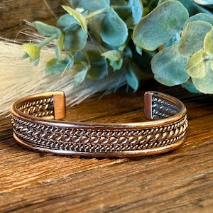 【激安】SHIPS Elaine Tahe TRIANGLE BANGLE 激安】SHIPS Elaine Tahe TRIANGLE BANGLE Z Elaine Tahe