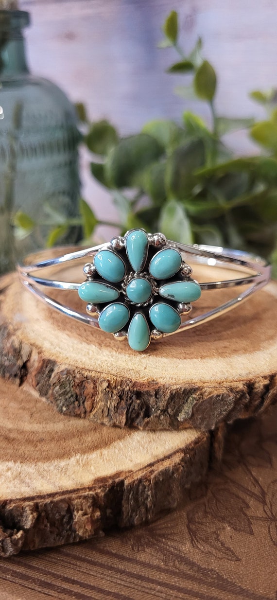 Native American Very Rare All Silver Teardrop Hand Tooled Bracelet Cuff Native American Very Rare All Silver Teardrop Hand Tooled Bracelet Cuff