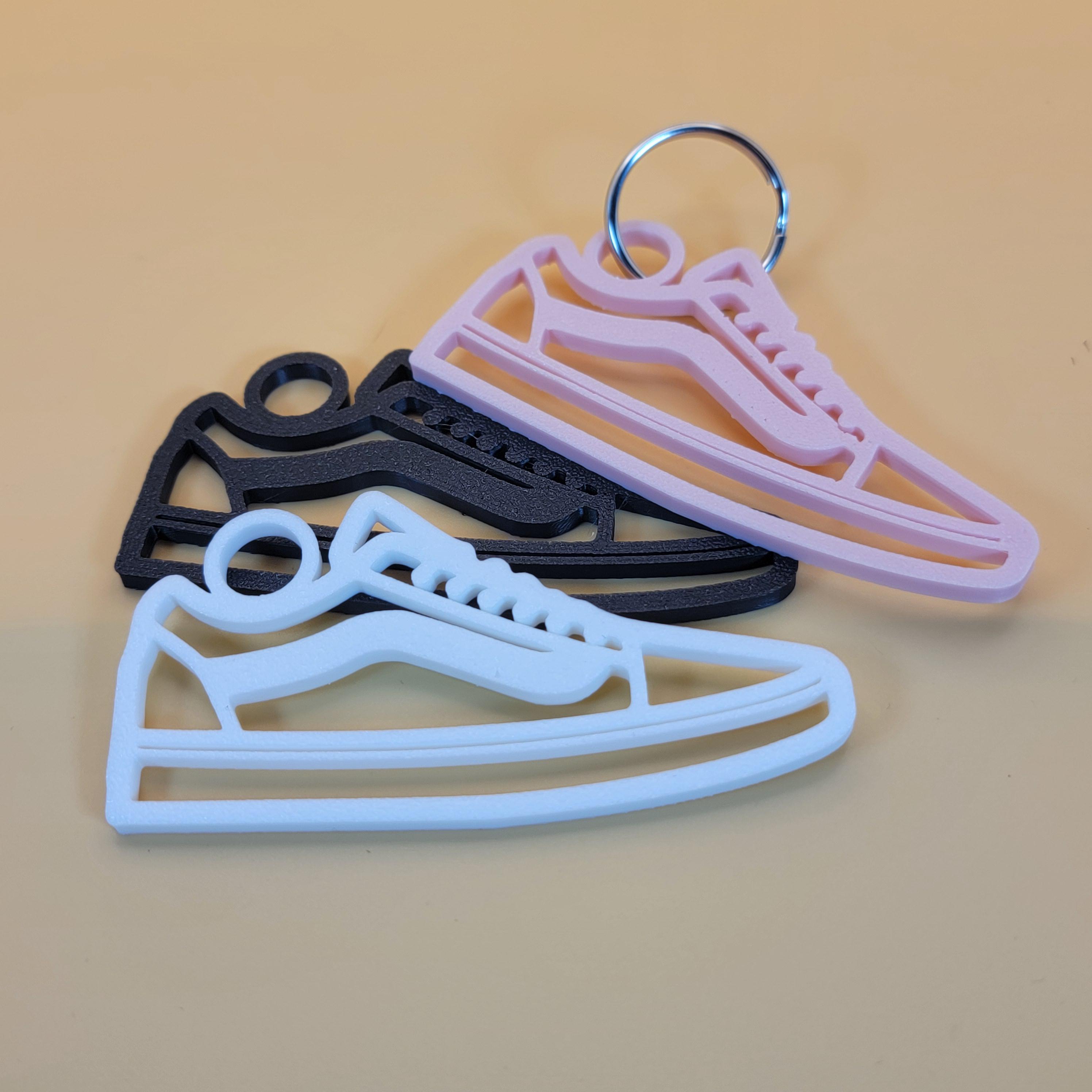 アクセサリー vans Vans Shoe Logo Keychain: 8 Color Options, Skater Style Gift - Etsy