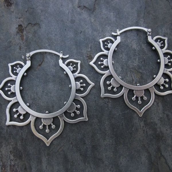Lg Flower Hoops