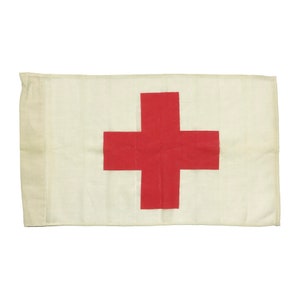 Small Vintage Red Cross Flag (18&quot; x 30&quot;)