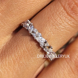 Halbe Eternity Marquise & Runde Diamant Band, 14k Weißgold Labor gewachsen Ehering, Zierliche stapelbare Band für Frauen