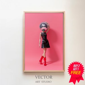 Retro Puppen Poster, Puppe Disco Ball, Girly Wandkunst, Preppy Poster, rosa Ästhetik, Y2K Ästhetischer Druck, veränderte Kunst, Wanddekoration für Studenten