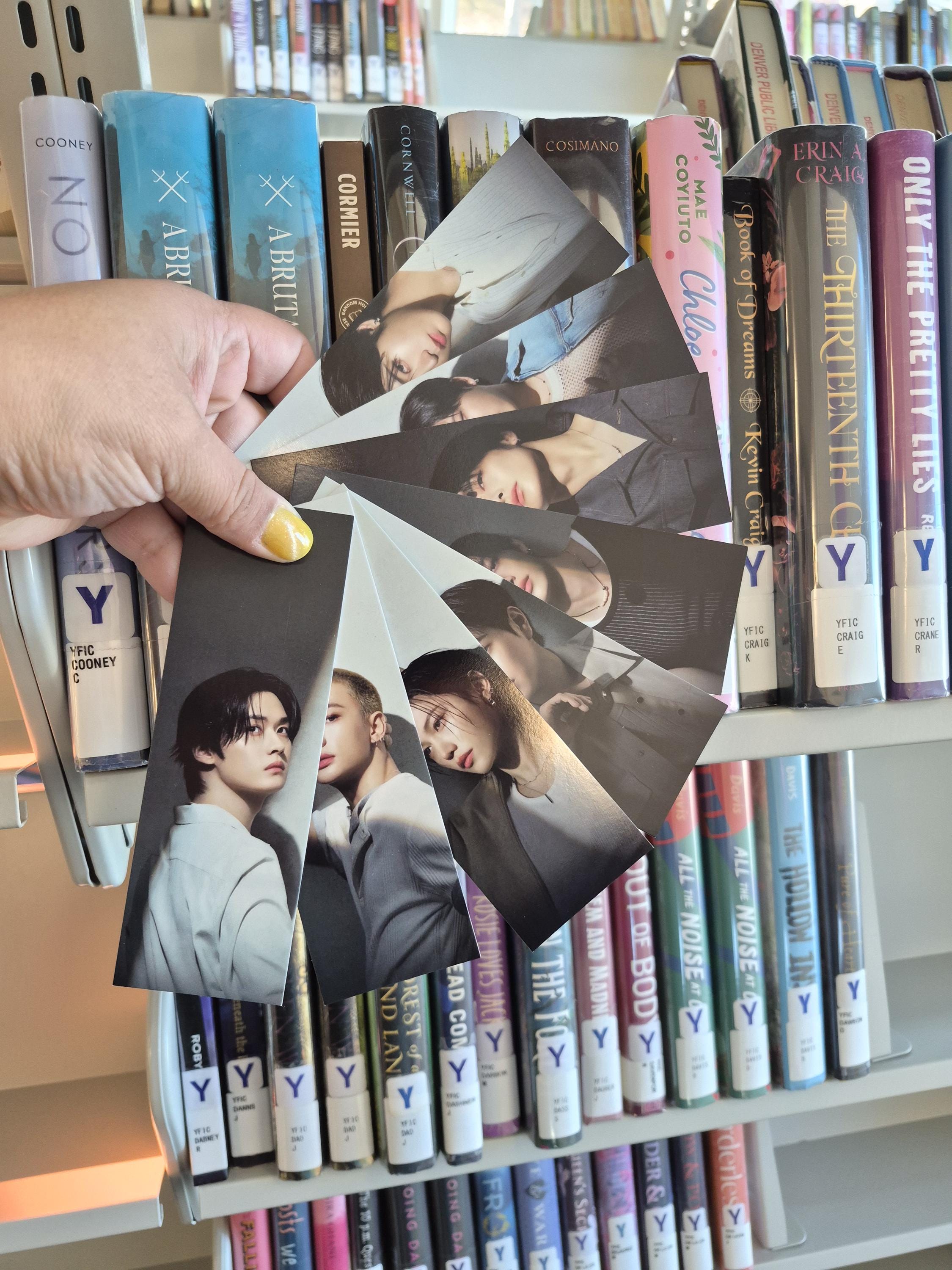 Hyunjin Bookmark - Etsy