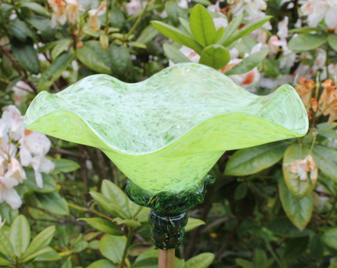 Summer Green Hand Blown Glass Flower Garden Art Finial Etsy