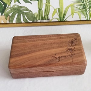 Personalized Birthflower Jewelry Box, Custom Walnut Jewelry Box, Bride Wedding Jewelry Box, Travel Jewelry Box, Birthday Gift for Her