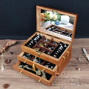 Boîte rétro, grande boîte à bijoux avec miroir, boîte à bijoux gravée personnalisée, cadeau d'anniversaire personnalisé pour les femmes, cadeau d'anniversaire, boîte en daim