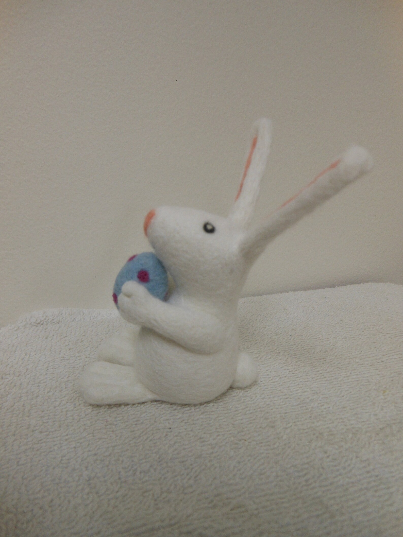Needle Felted Easter Bunny Holding an Easter Egg White Wool Rabbit - Etsy