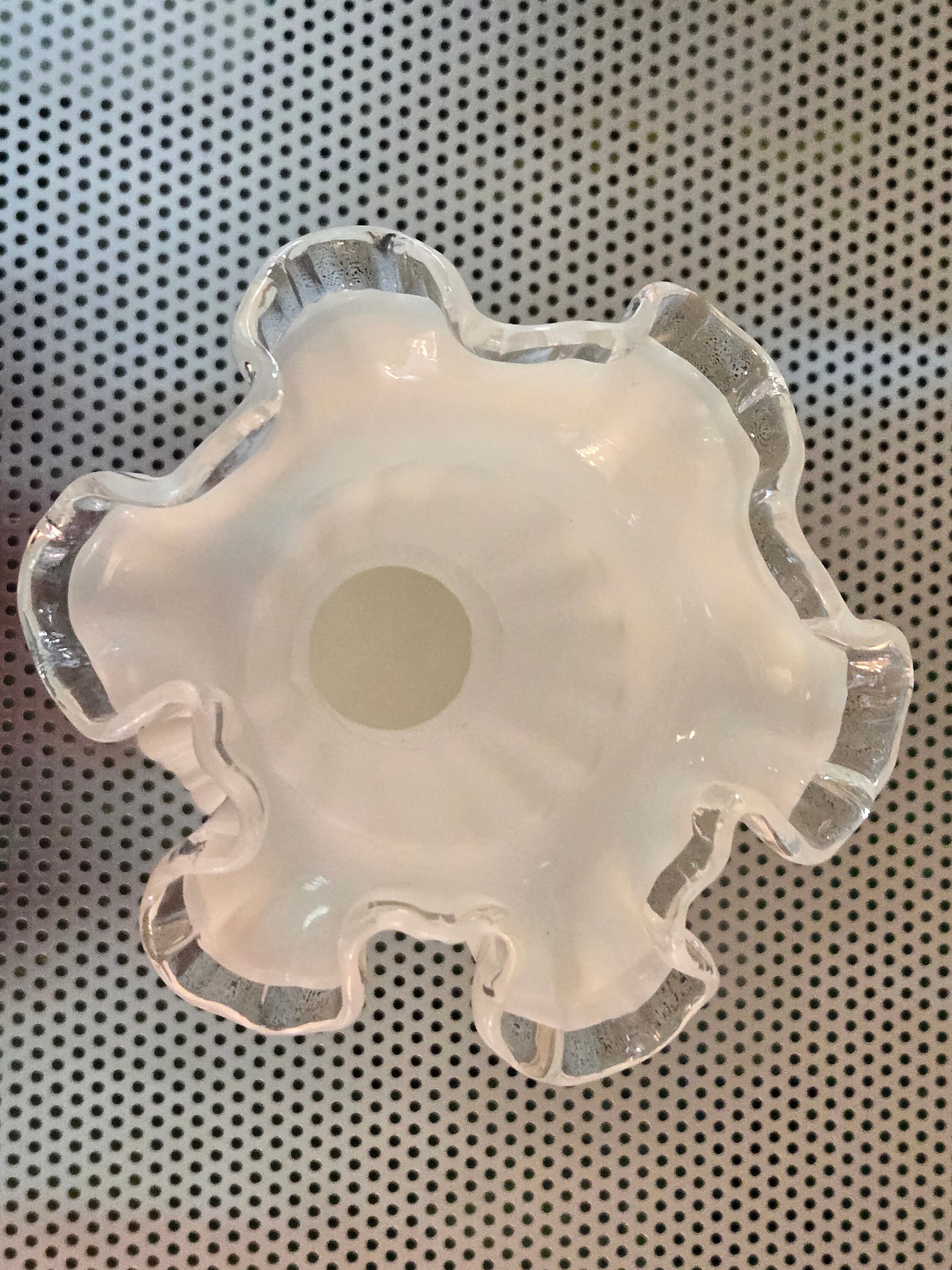 Large 8 Fenton HTF White Silver Crest Wheat Vase Beautiful White With ...