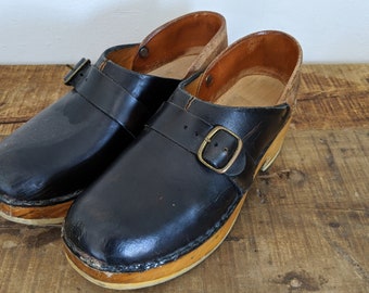 olaf daughters clogs