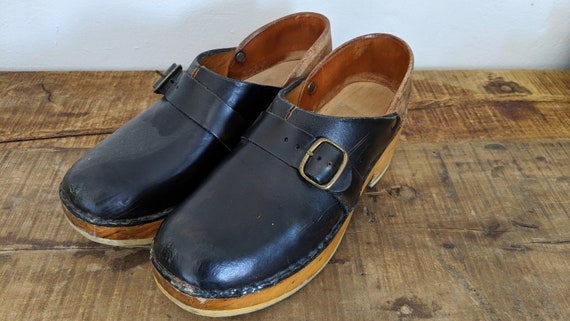 vintage clogs
