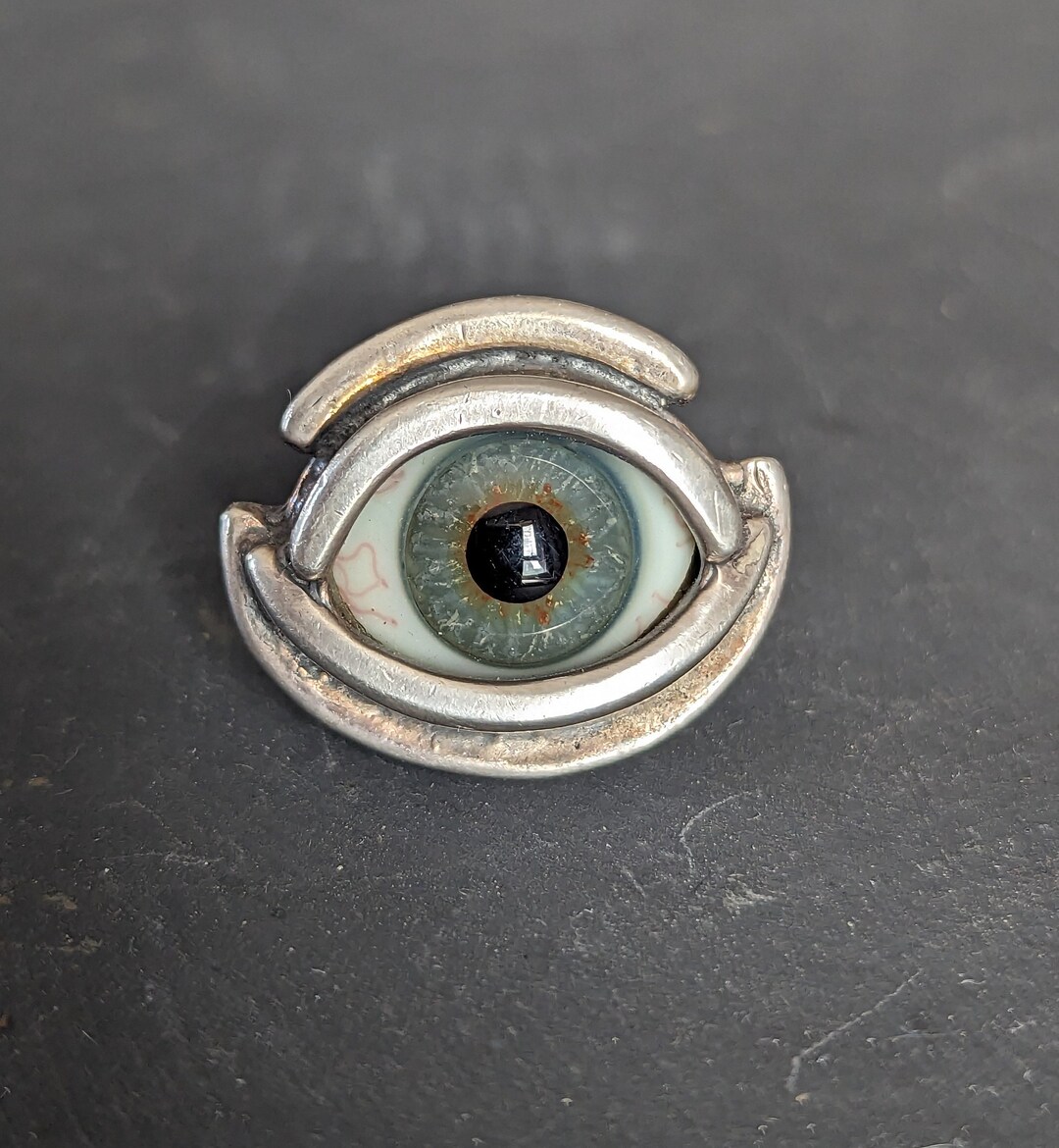 KALI EYE RING Vintage Prosthetic Eye Ring Glass Eye Ring Etsy