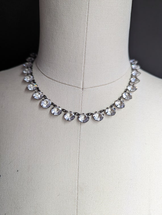 DANECRAFT CRYSTAL NECKLACE