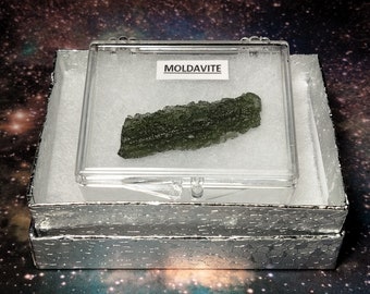 Sale Rare 5.7-Gram MOLDAVITE Tektite Meteorite Impact Glass in a Display Box from Czech Republic