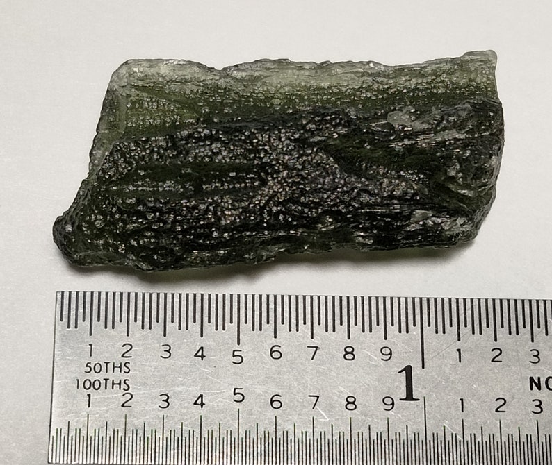 Sale Rare 5.5-Gram MOLDAVITE Tektite Meteorite Impact Glass in a Display Box from Czech Republic Bild 5