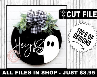 hey boo door hanger svg, halloween door hanger svg, ghost svg, halloween svg sayings, funny halloween round sign svg, shirt svg, png clipart