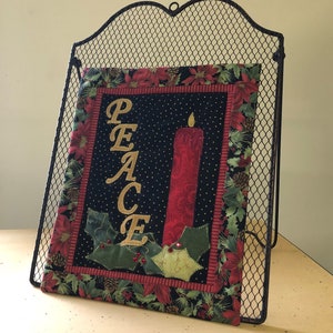 Digital Unique Christmas Quilt Pattern, Fusible Applique, Easy & Quick Pattern, Holly Quilt Pattern, Peace Quilt Pattern