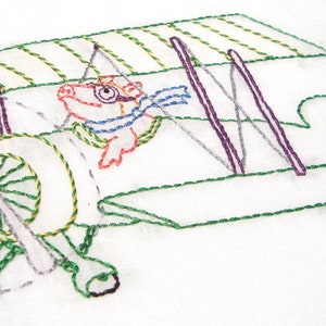 Fliegendes Schwein im Doppeldecker Hand Embroidery Pattern PDF Stickanleitung enthalten Bild 5