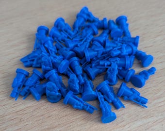 Conjunto de jugador de riesgo (45 infantería, 12 caballería, 12 artillería) disponible en varios colores