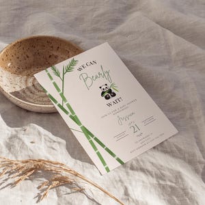 Panda babyshower uitnodiging We kunnen wachten Panda digitale babyuitnodiging Instant Download groen Panda babyshower uitnodiging Canva-sjabloon
