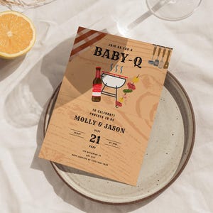 Baby-Q babyshower uitnodiging BBQ-babyshower uitnodiging barbecue thema babyshower genderneutrale babyuitnodiging Canva-sjabloon direct downloaden