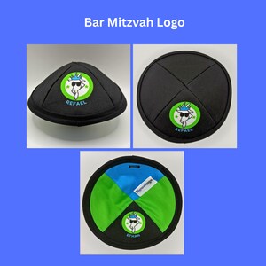 Pode incluir: Tr&ecirc;s quip&aacute;s pretas com um logotipo de cabra de desenho animado, o texto "Bar Mitzvah Logo" est&aacute; no topo. Uma quip&aacute; &eacute; redonda, outra tem formato de c&uacute;pula e a terceira tem pain&eacute;is verdes, azuis e pretos. O logotipo inclui os nomes "RAFAEL" e "ETHAN".