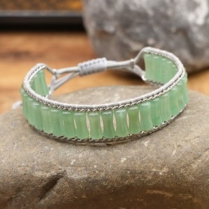 Handmade Green Aventurine Stone Bracelet: Bohemian Leather Wrap