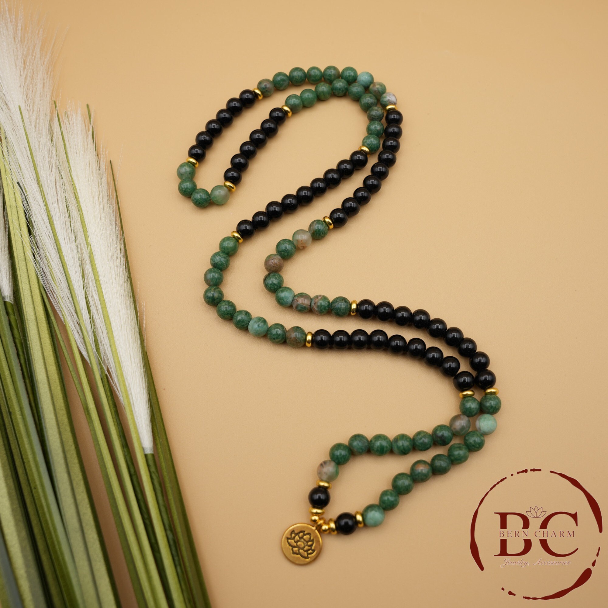 108 Mala Beaded Prayer Necklace for Women Men Black Onyx Spiritual Protection Yoga Meditation Rosary Necklaces/Bracelet
