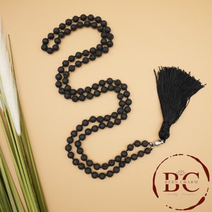 Collana con 108 perle Mala: roccia vulcanica, ciondolo con nappa, meditazione yoga