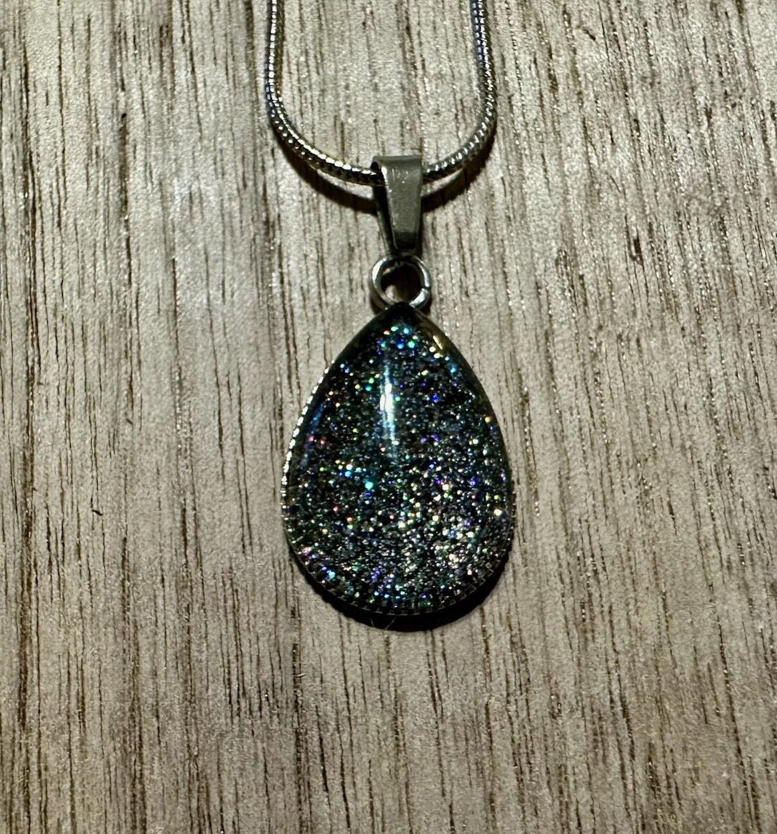Holographic Glitter Pendant Necklace