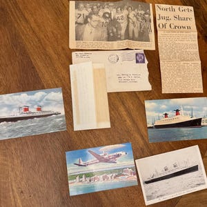 Lote de cartas militares y de fútbol de la Guerra Fría de 1956: Deportes de Columbus, Ohio, Batallón de Clima Frío, Listados de televisores antiguos, Sello Liberty