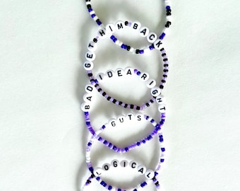 Paquete de cinco pulseras de la amistad de Olivia Rodrigo