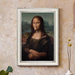 Mona Lisa with Pin | Vintage Framed Print | Iconic Art | Unique Mona Lisa Print | Funny Art Wall Decor
