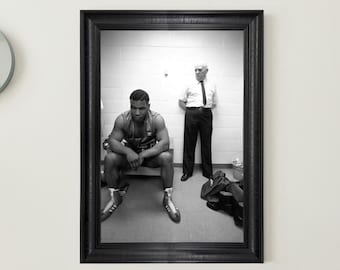 Mike Tyson Boxing Vintage Framed Wall Art, Retro Boxing Legend Print, Black and White Photo, Iconic Fighter Poster, Sports Decor