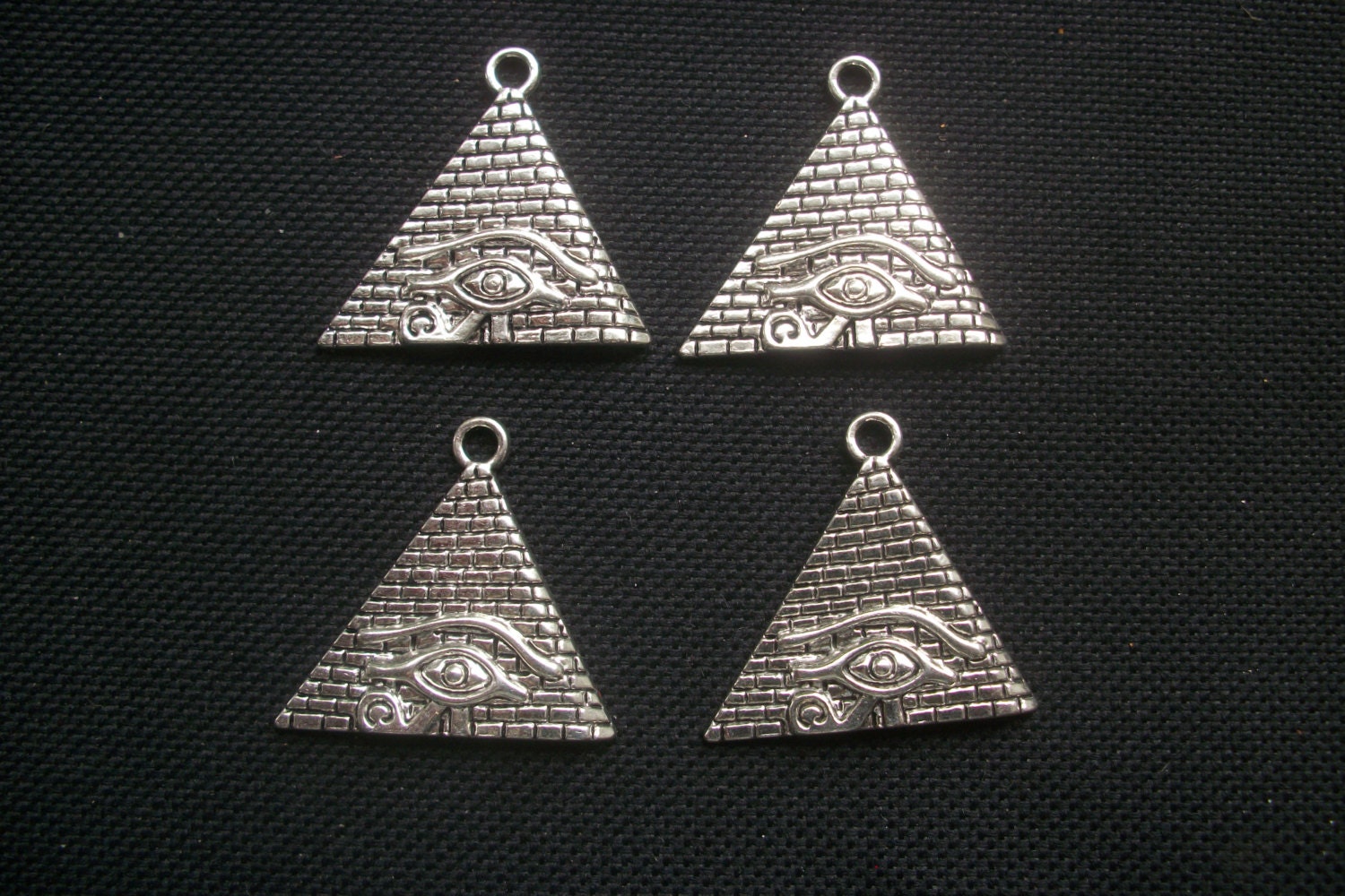 Eye Of Horus Pyramid Eye Of Horus Pyramid